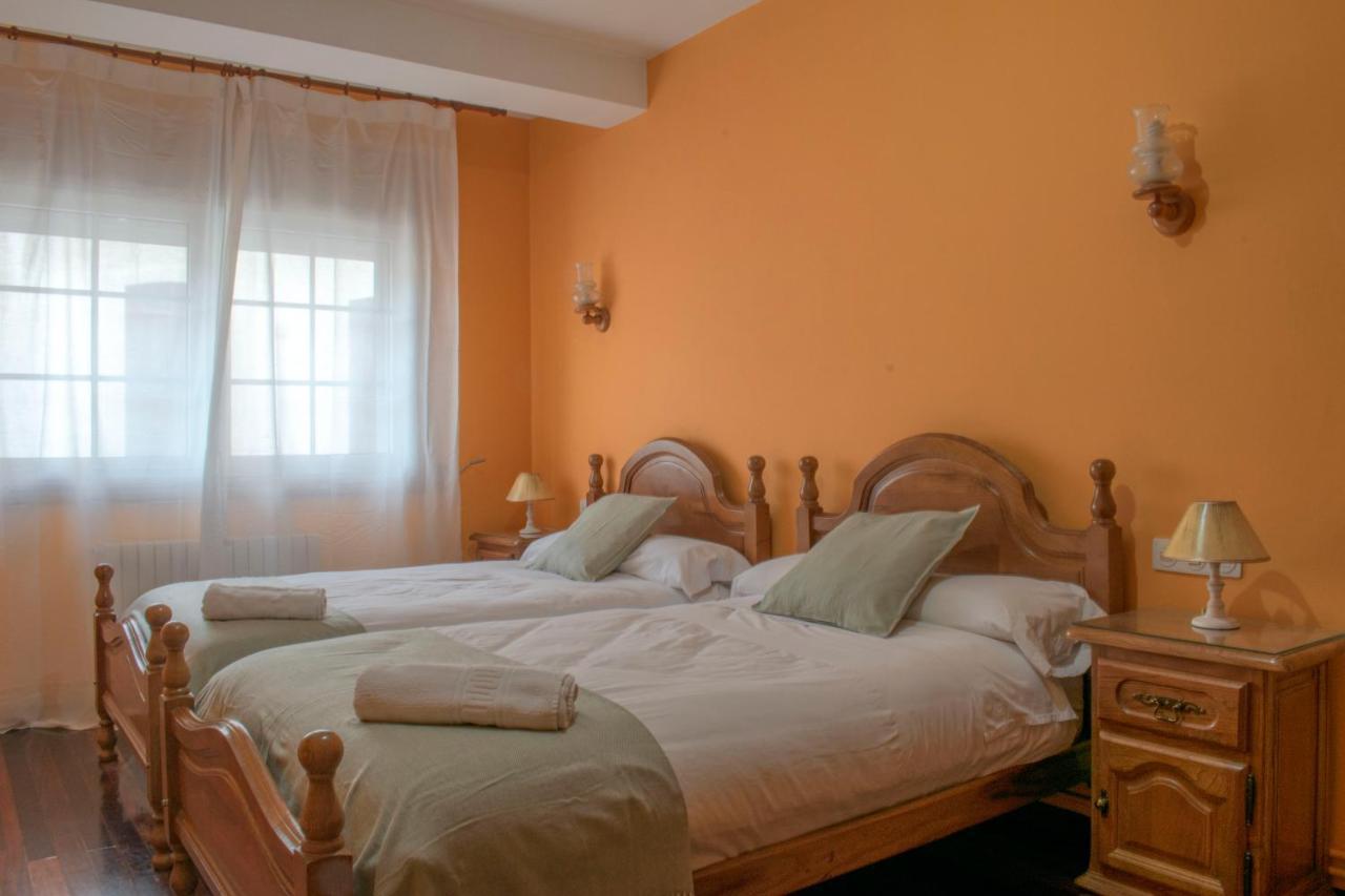 Hostal Galicia Monforte De Lemos Exteriör bild
